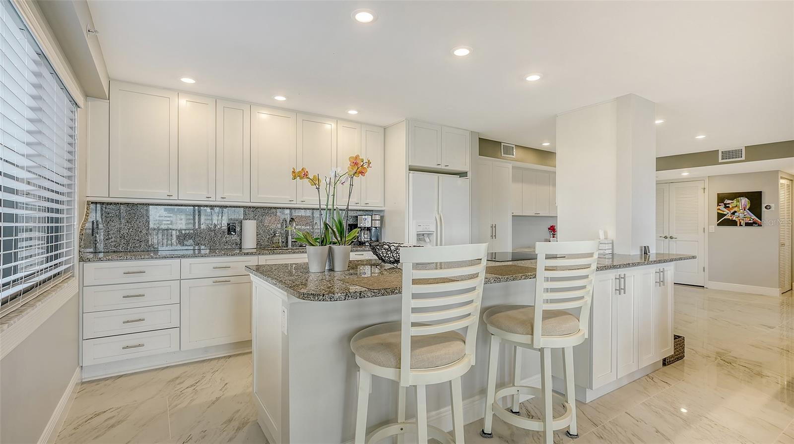 1104 BENJAMIN FRANKLIN DR #519, SARASOTA, FL, 34236