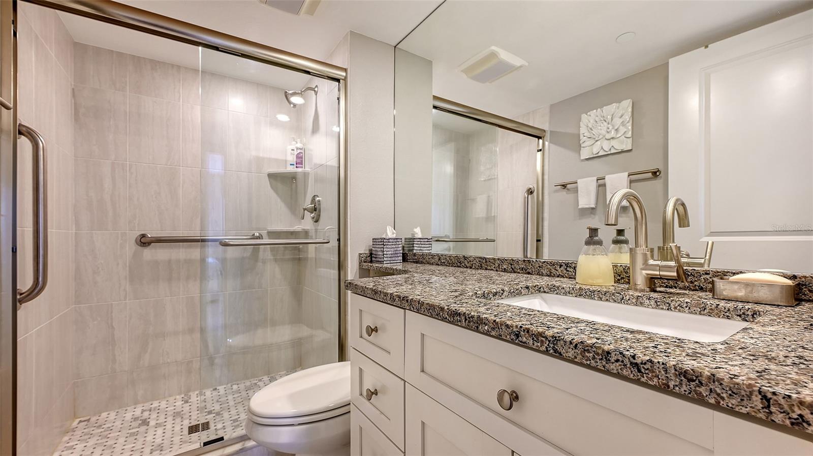 1104 BENJAMIN FRANKLIN DR #519, SARASOTA, FL, 34236