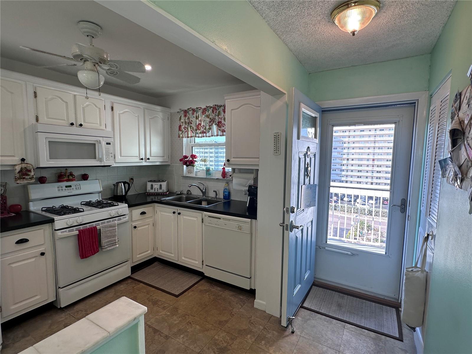 5925 SHORE BLVD S #515, GULFPORT, FL, 33707