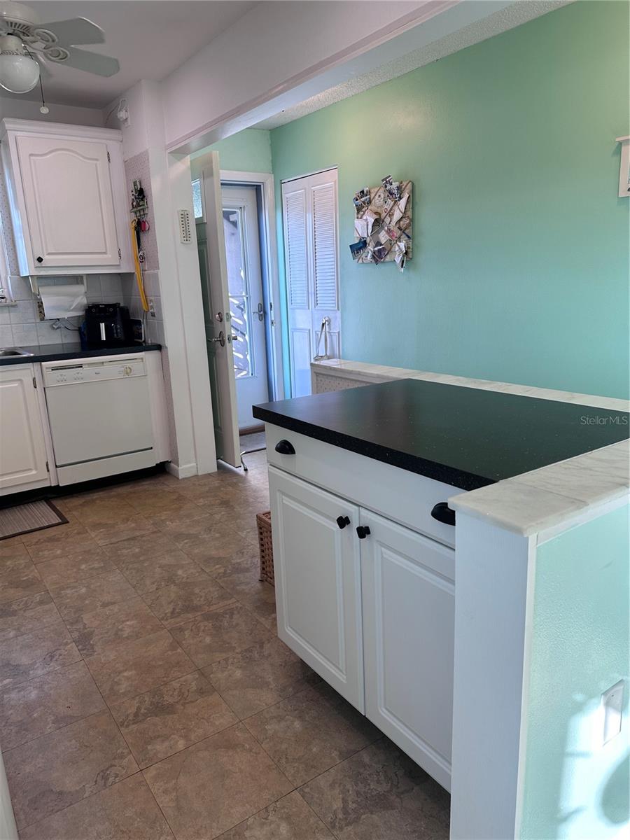 5925 SHORE BLVD S #515, GULFPORT, FL, 33707