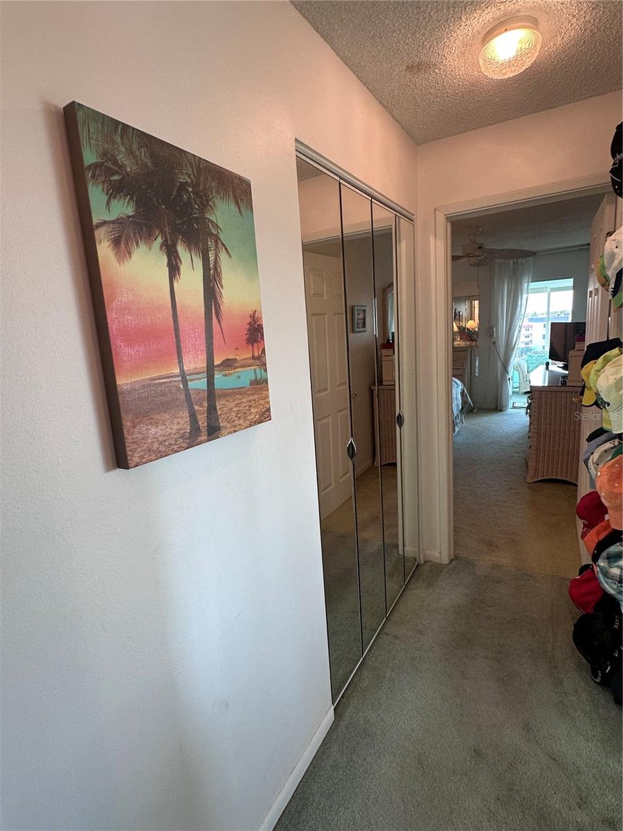 5925 SHORE BLVD S #515, GULFPORT, FL, 33707