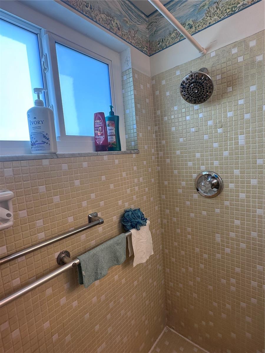 5925 SHORE BLVD S #515, GULFPORT, FL, 33707