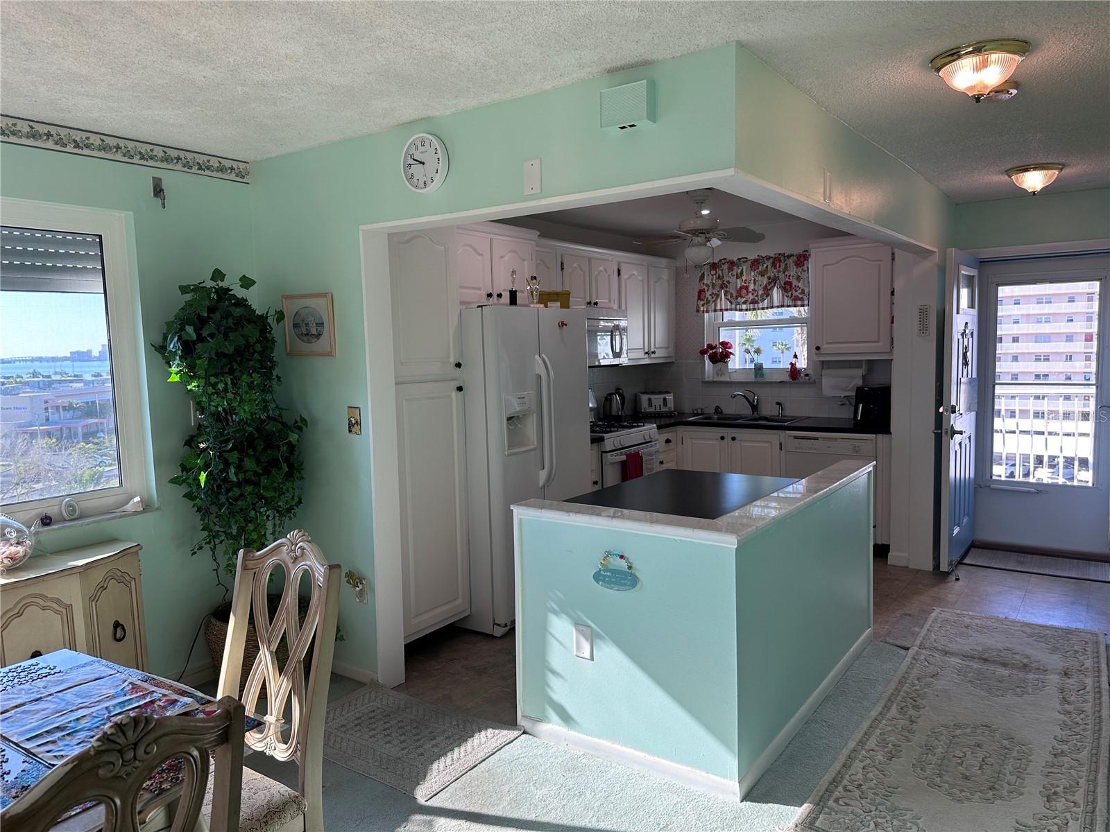 5925 SHORE BLVD S #515, GULFPORT, FL, 33707
