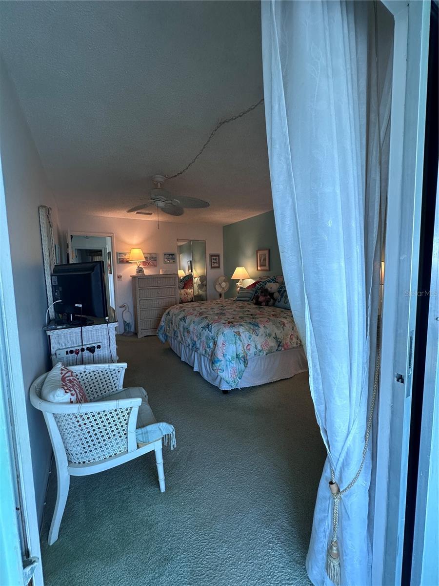 5925 SHORE BLVD S #515, GULFPORT, FL, 33707