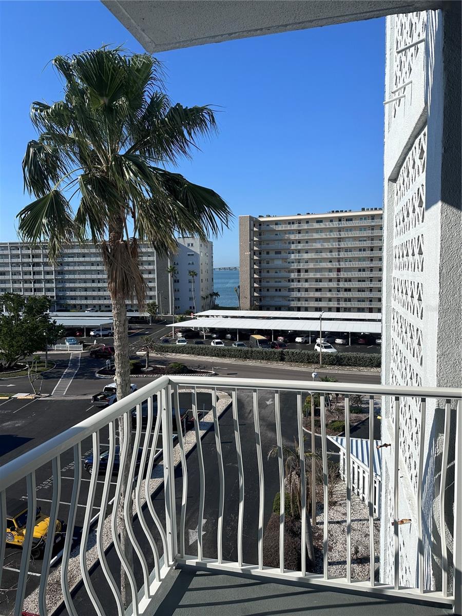 5925 SHORE BLVD S #515, GULFPORT, FL, 33707