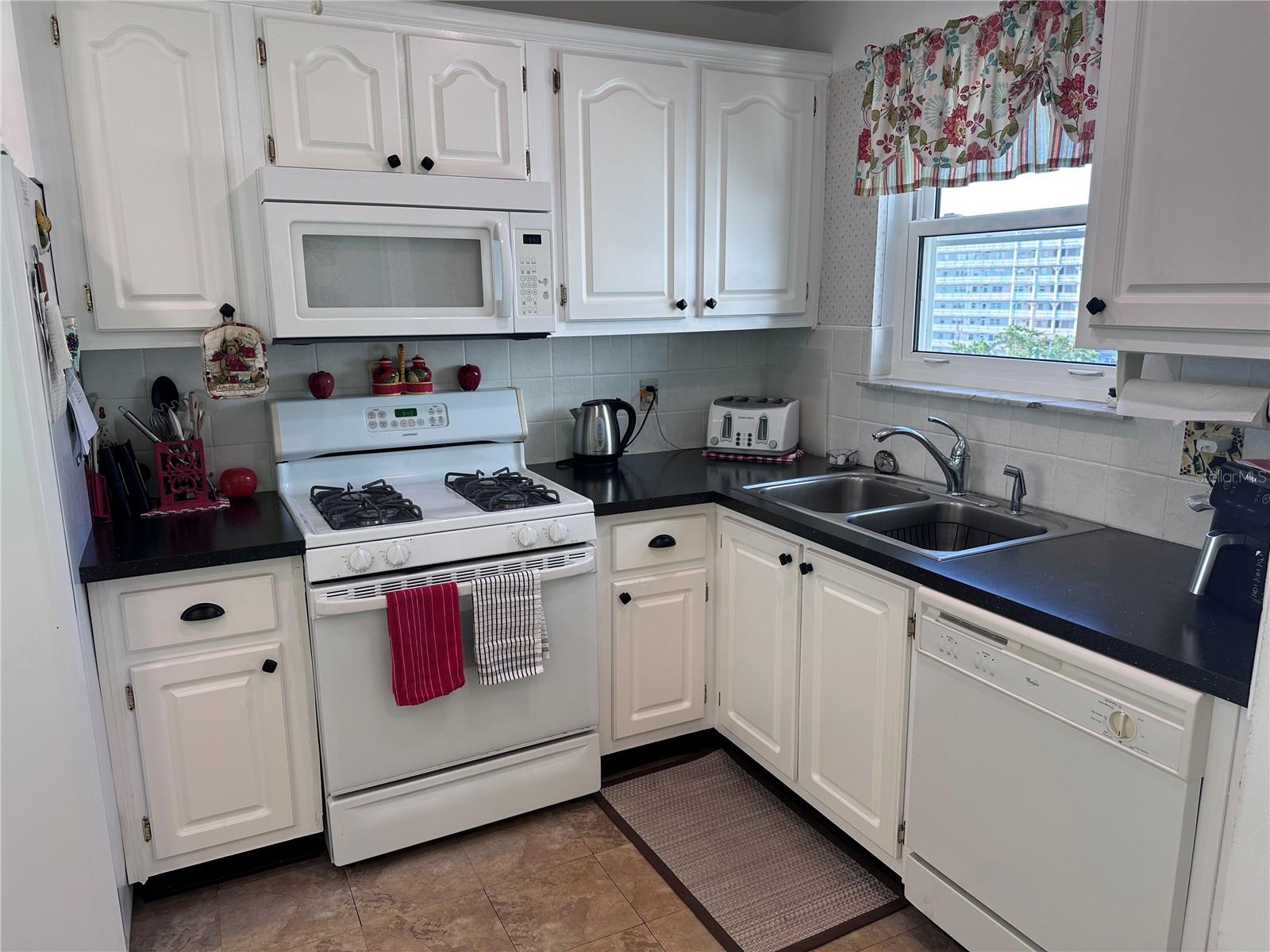 5925 SHORE BLVD S #515, GULFPORT, FL, 33707