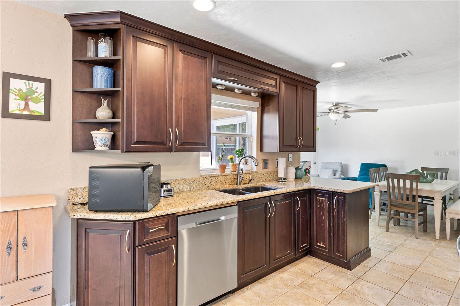 2944 CARRIAGE DR, SOUTH DAYTONA, FL, 32119