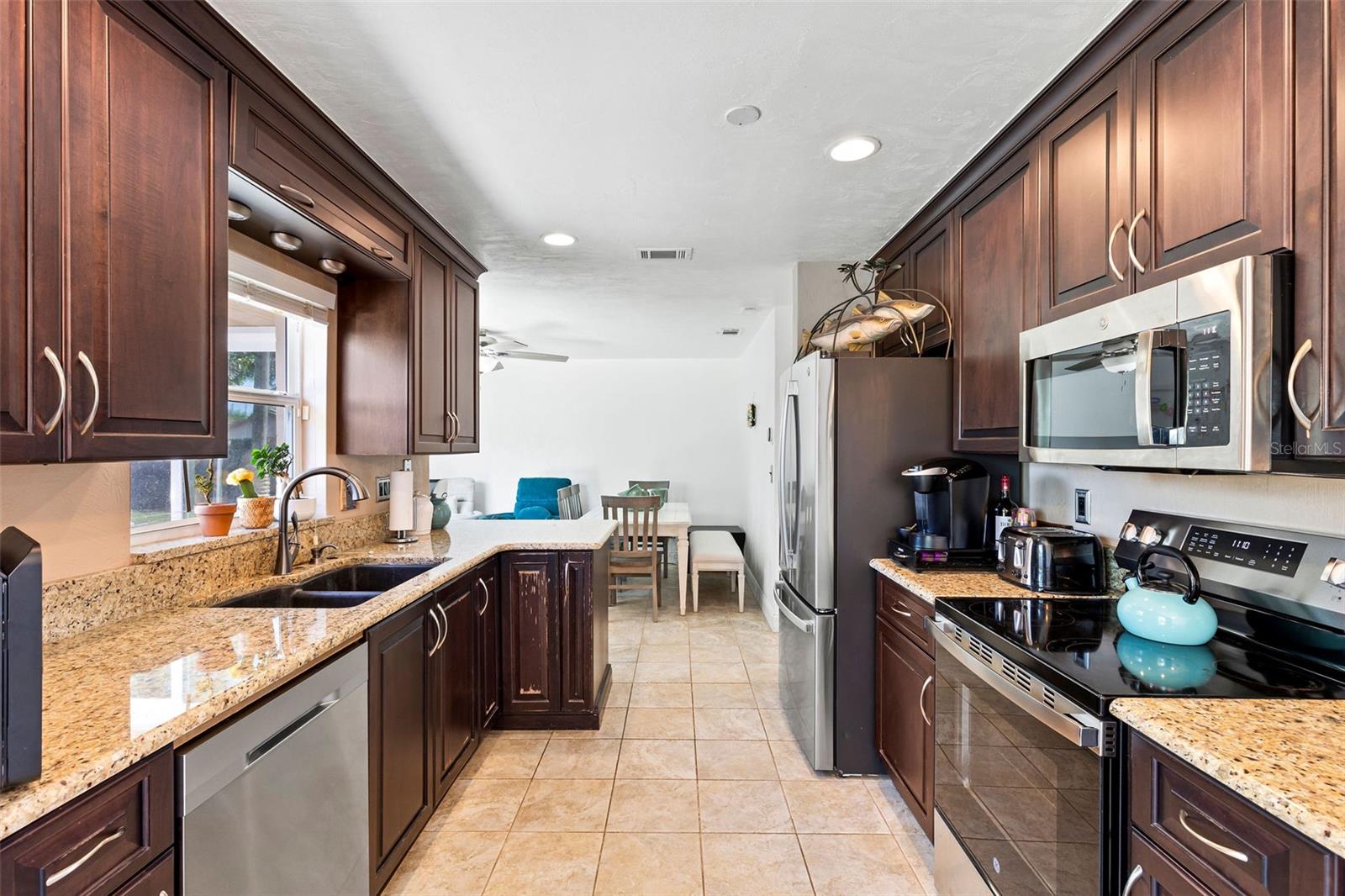 2944 CARRIAGE DR, SOUTH DAYTONA, FL, 32119