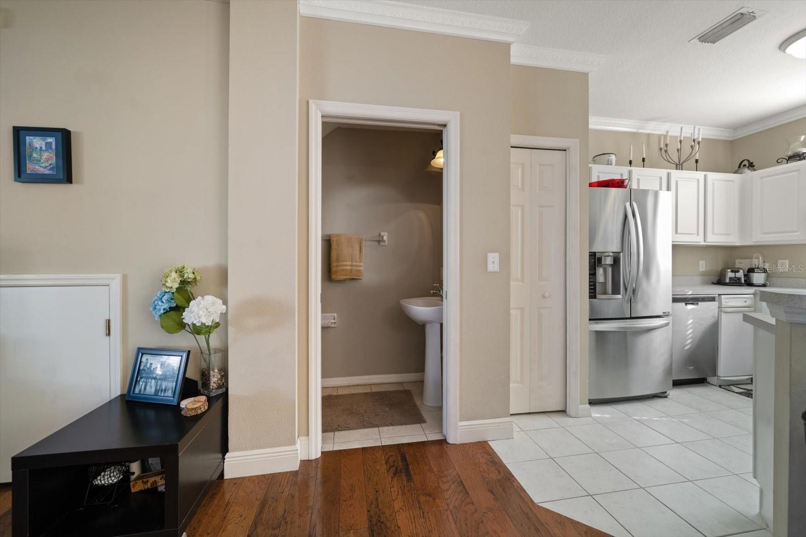 12346 COUNTRY WHITE CIR, TAMPA, FL, 33635