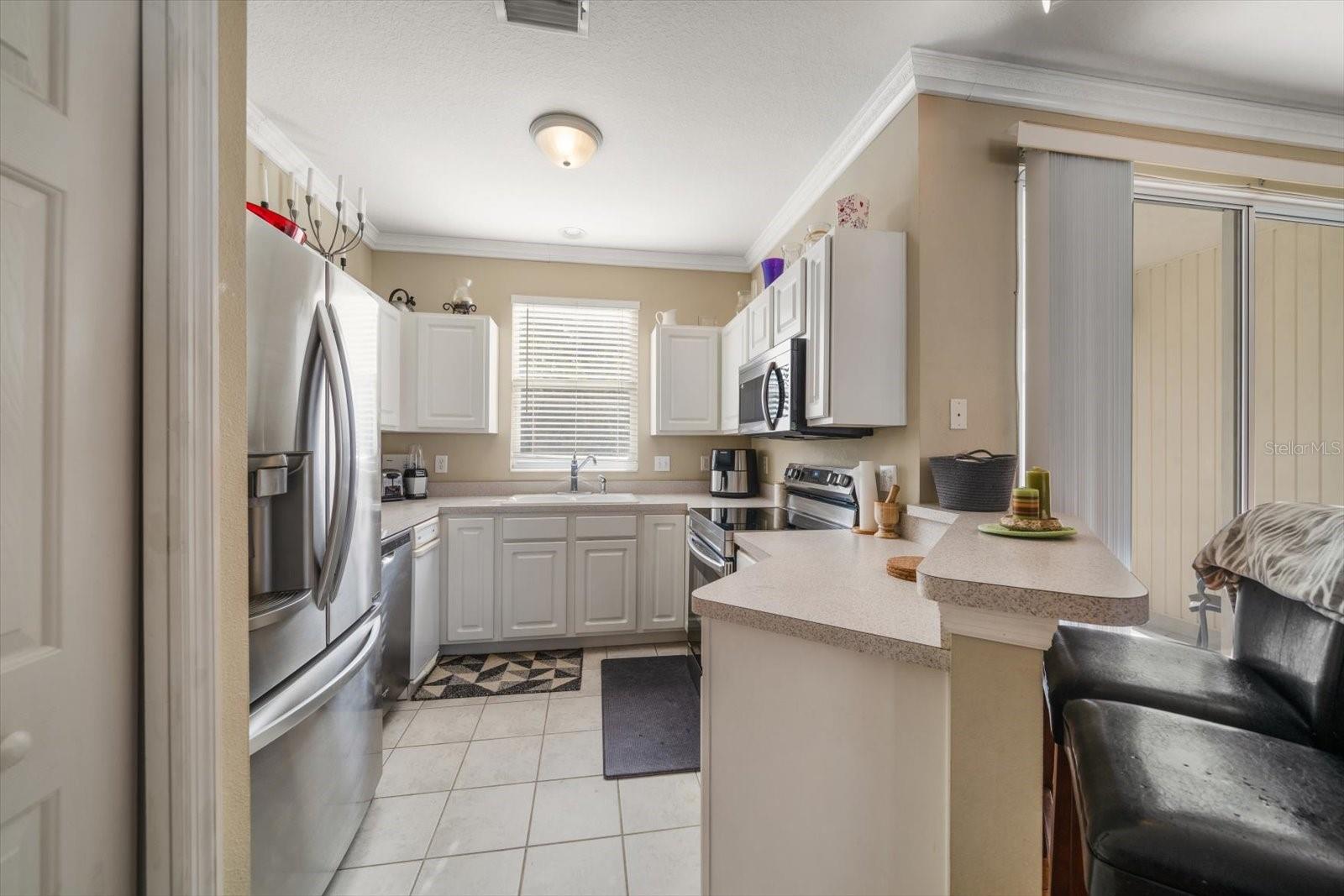 12346 COUNTRY WHITE CIR, TAMPA, FL, 33635