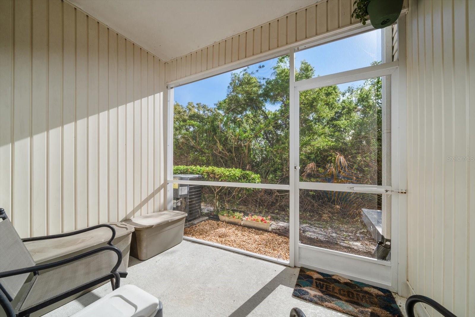 12346 COUNTRY WHITE CIR, TAMPA, FL, 33635