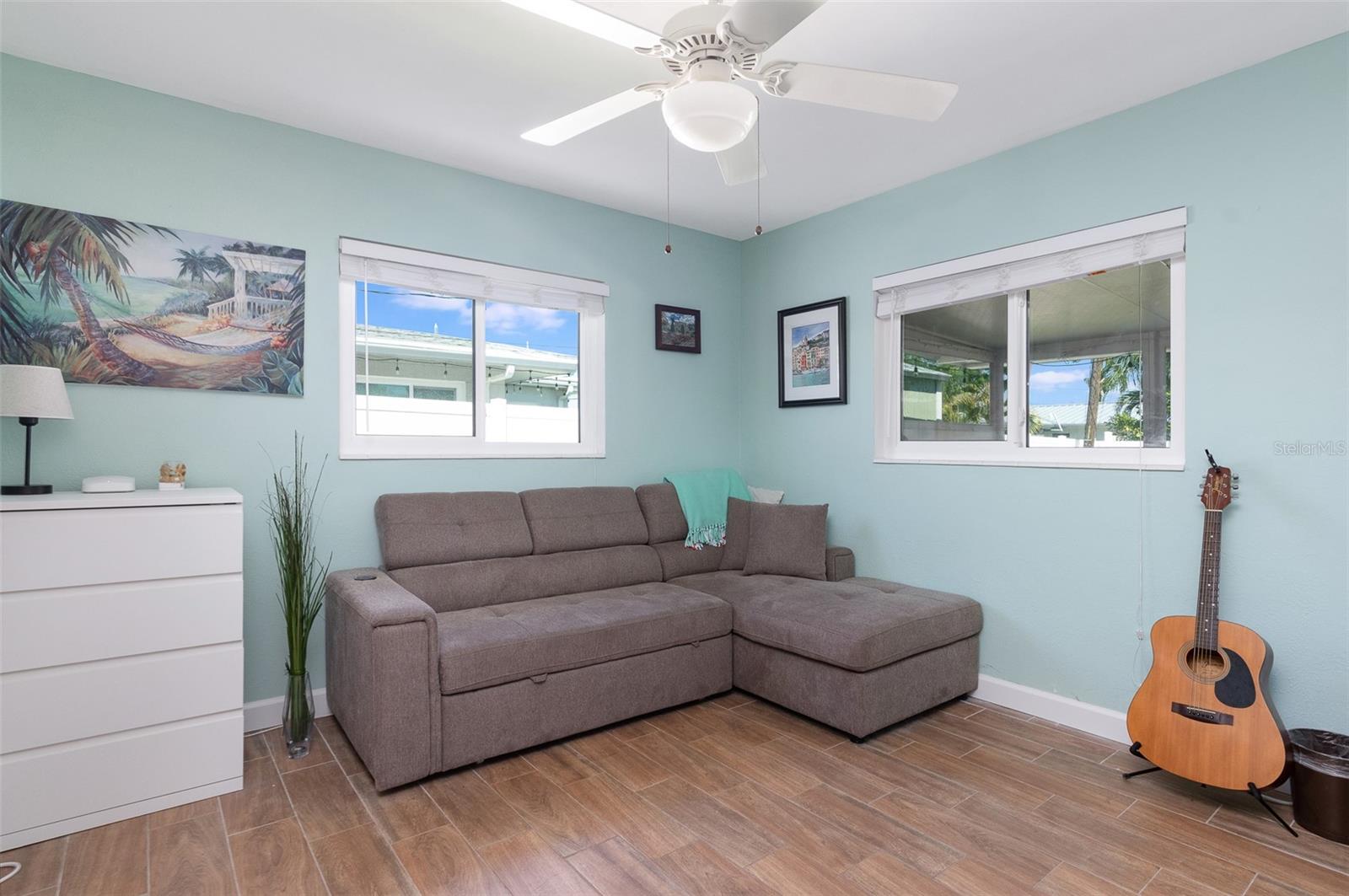 731 44TH AVE NE, ST PETERSBURG, FL, 33703