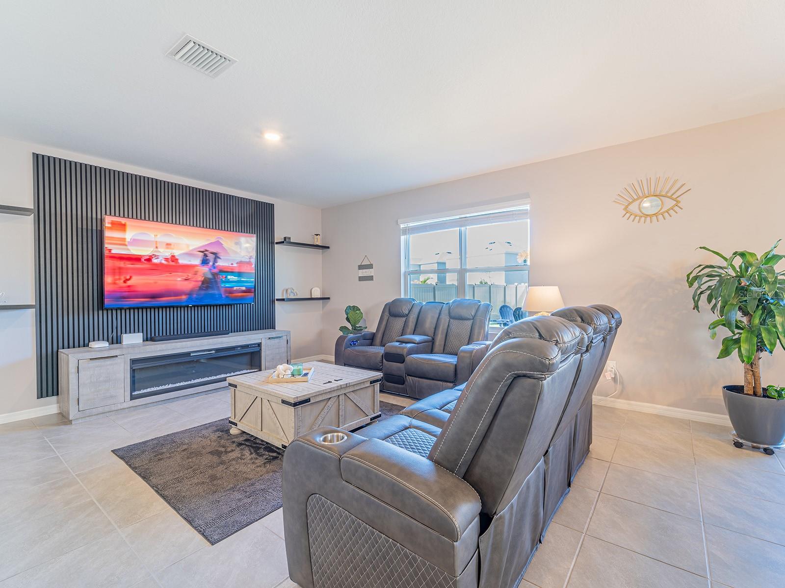 5571 BIRCH RIVER TRL, WESLEY CHAPEL, FL, 33545