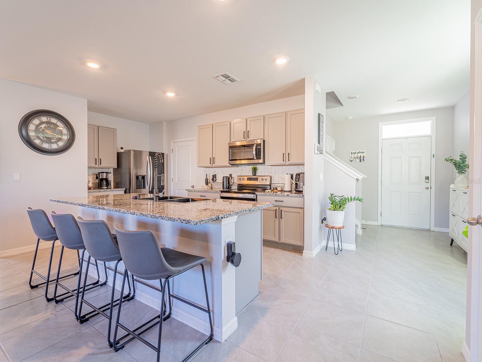 5571 BIRCH RIVER TRL, WESLEY CHAPEL, FL, 33545