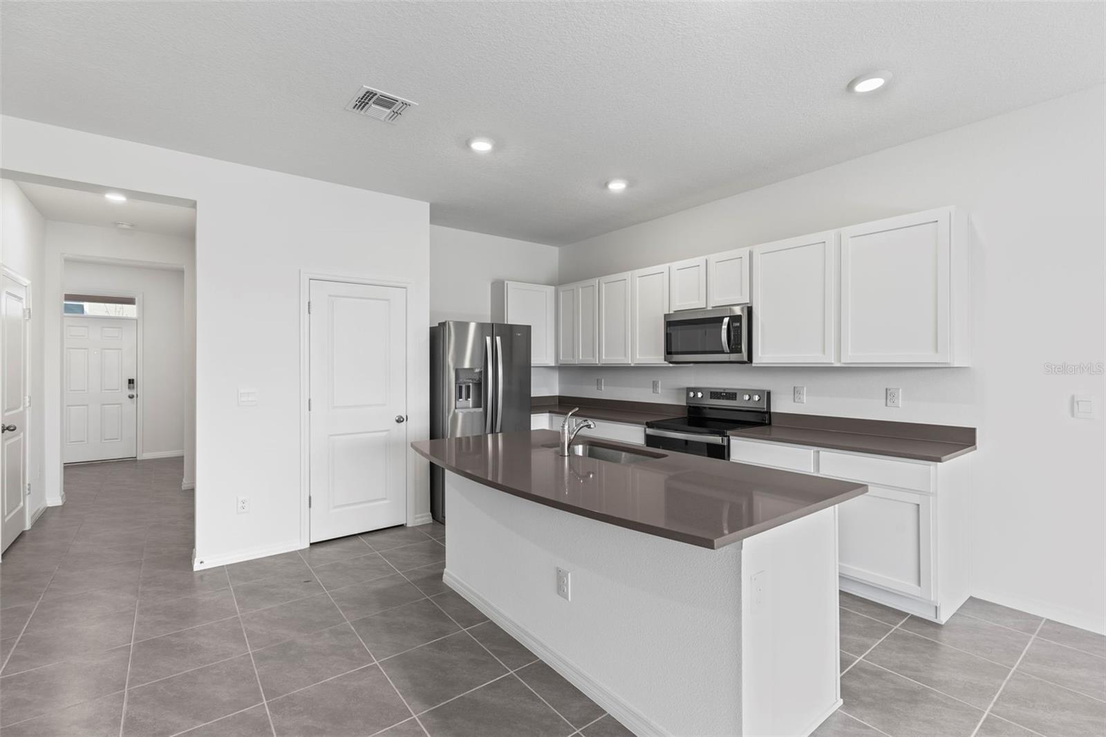 17216 BIGLEAF MAHOGANY LN, LAND O LAKES, FL, 34638