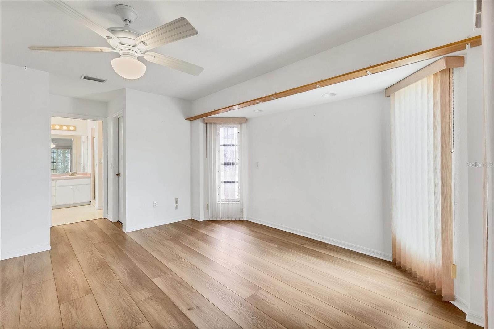 10060 AMELIA AVE, ENGLEWOOD, FL, 34224