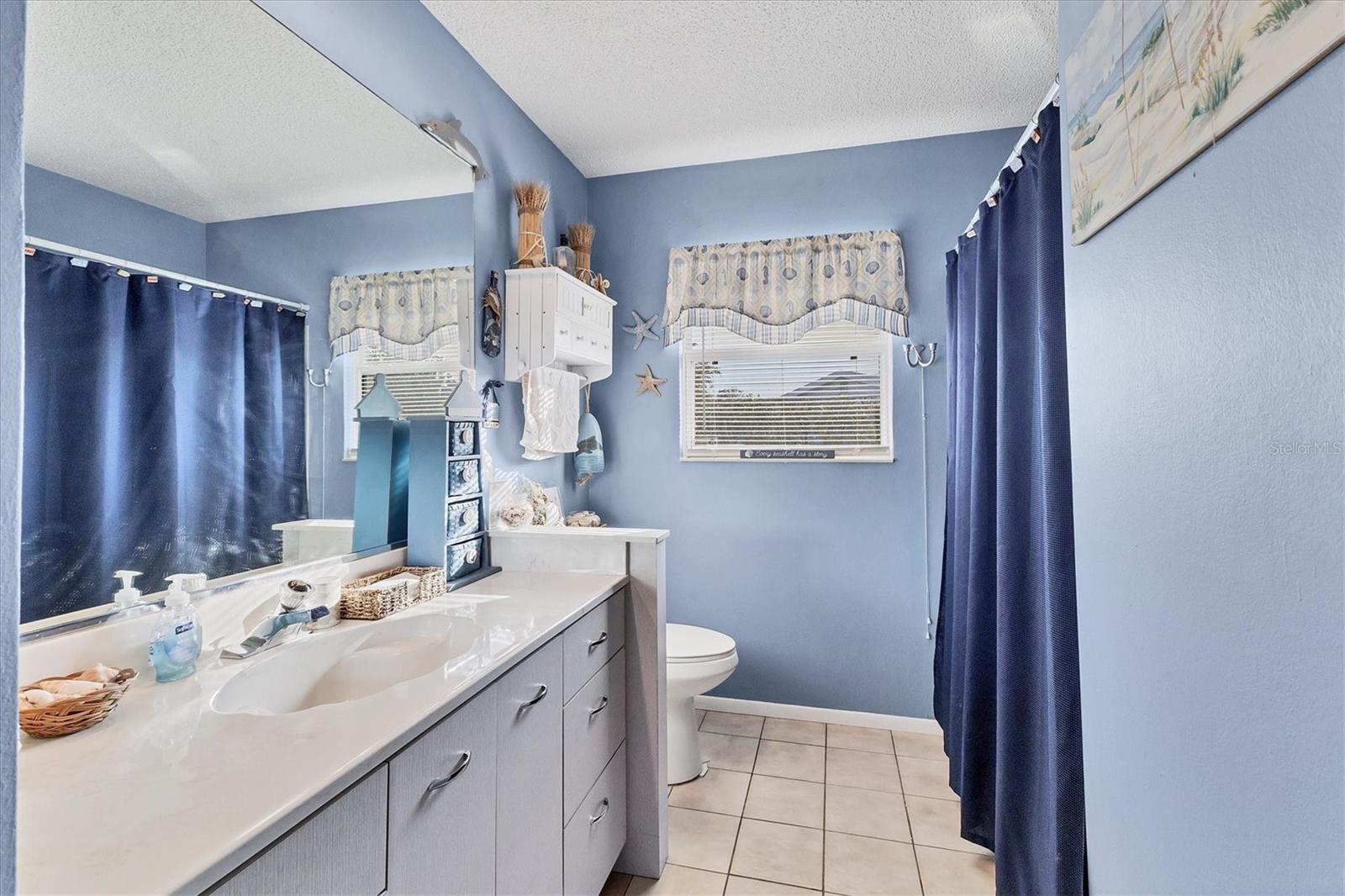 1320 MAGELLAN DR, SARASOTA, FL, 34243
