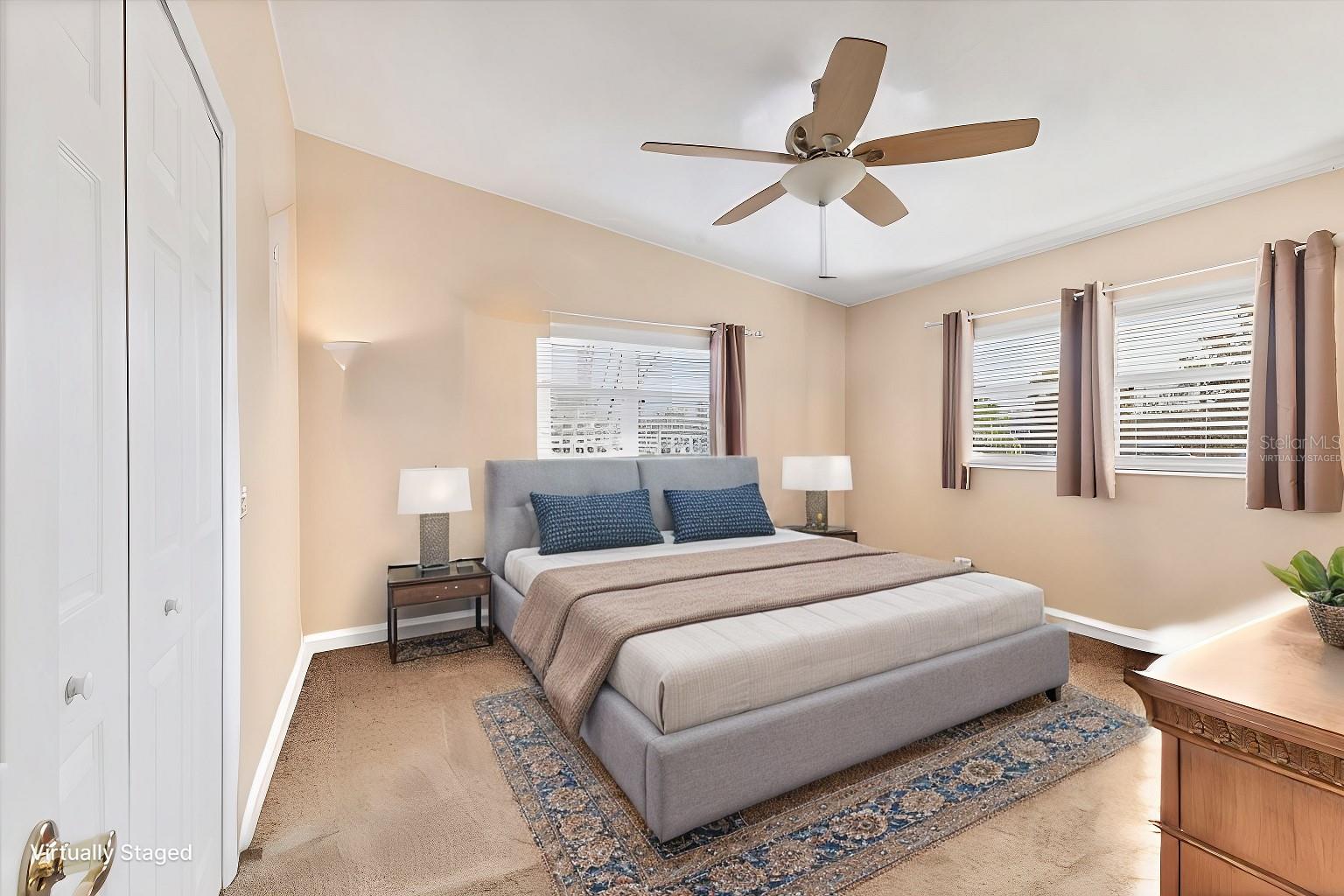 1320 MAGELLAN DR, SARASOTA, FL, 34243