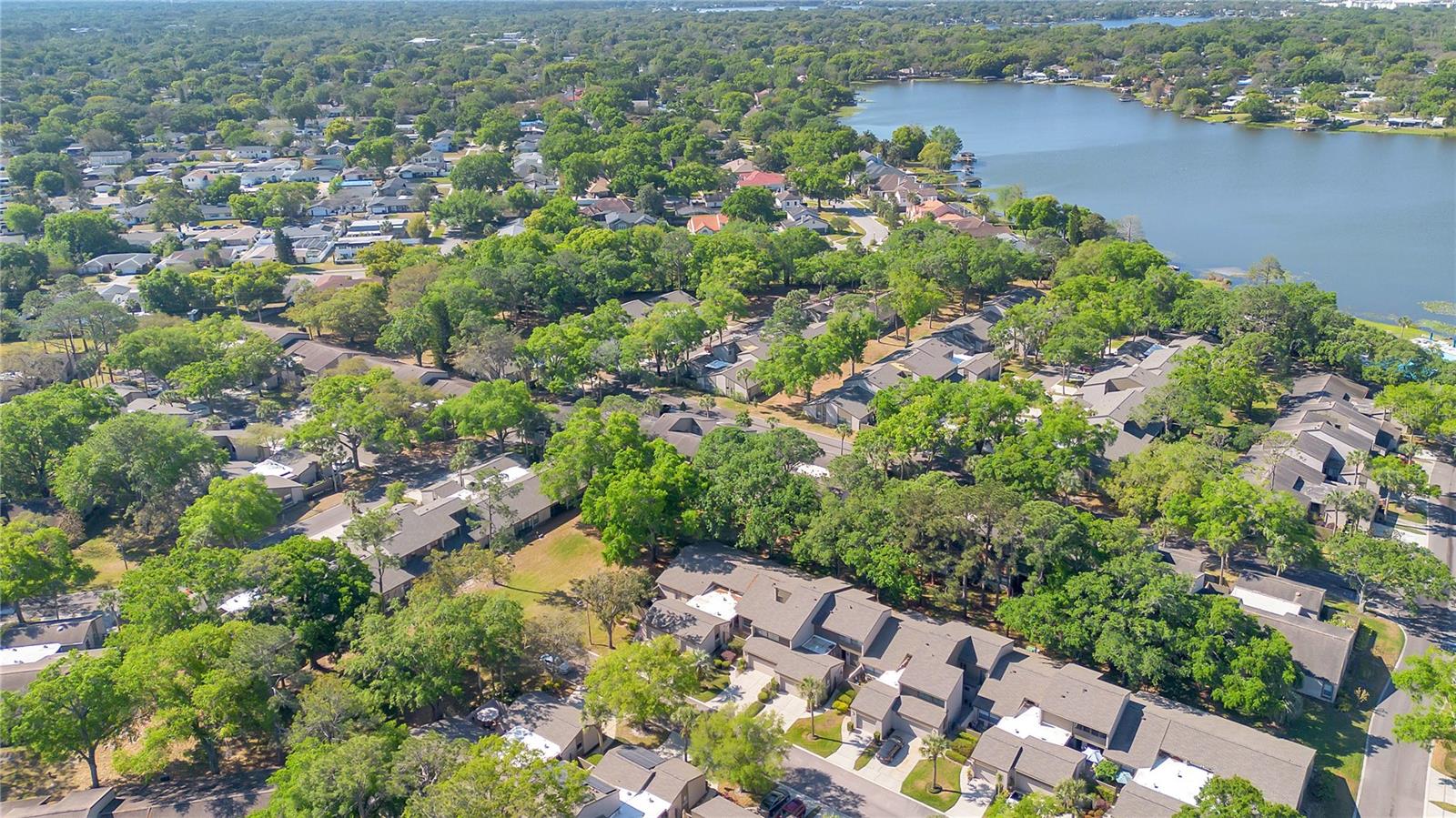 218 NETTLEWOOD LN, FERN PARK, FL, 32730