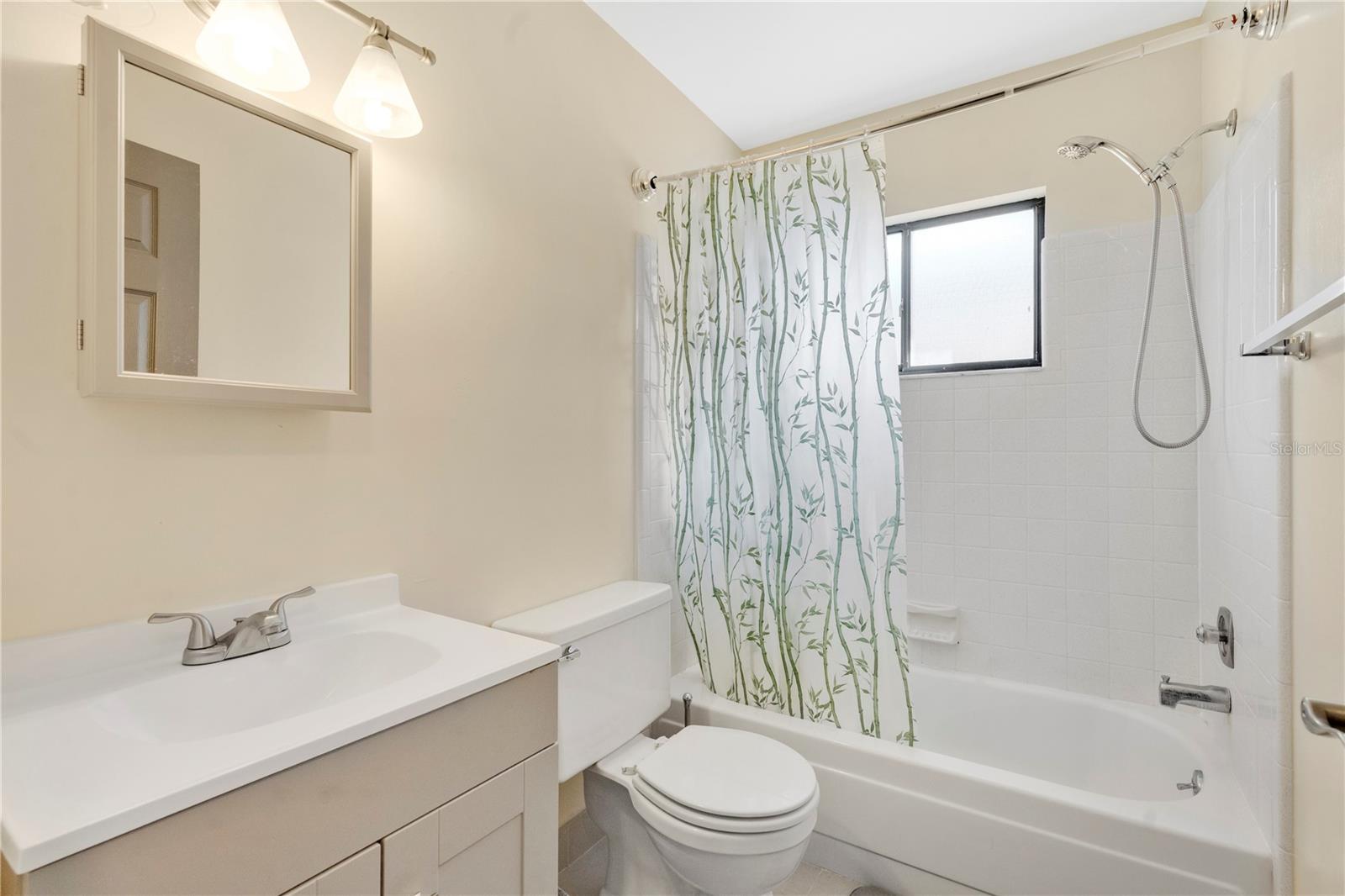 218 NETTLEWOOD LN, FERN PARK, FL, 32730