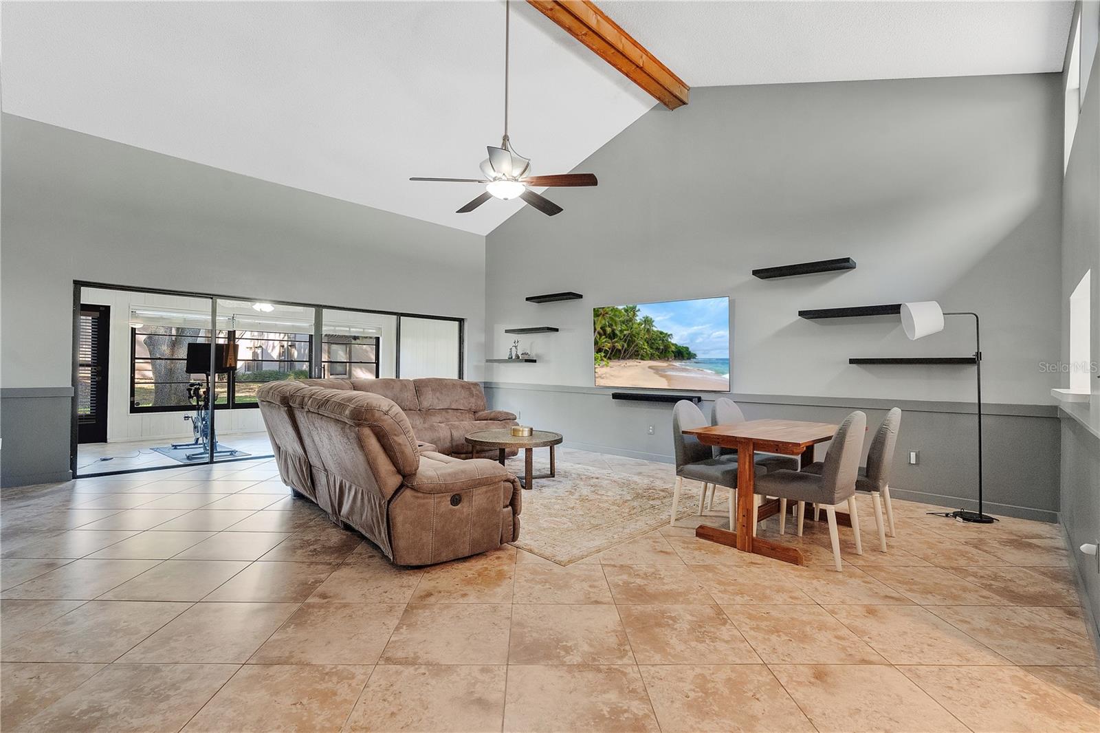 218 NETTLEWOOD LN, FERN PARK, FL, 32730