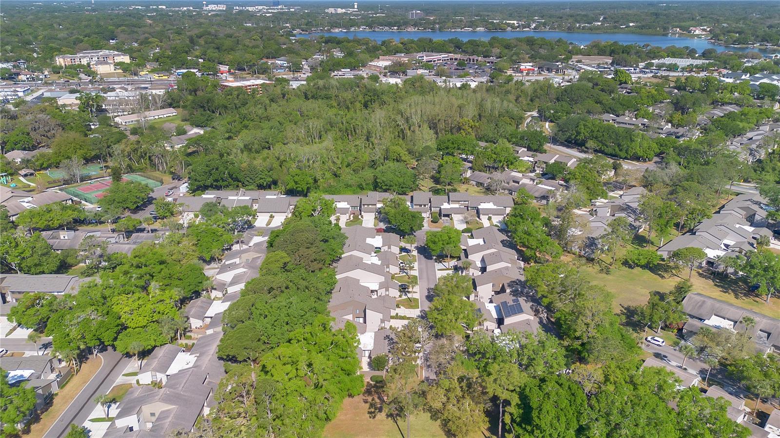 218 NETTLEWOOD LN, FERN PARK, FL, 32730