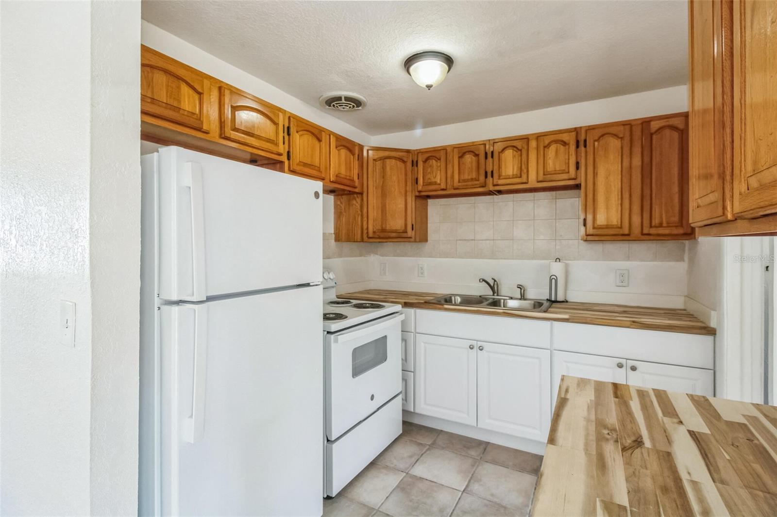 6610 S KISSIMMEE ST, TAMPA, FL, 33616