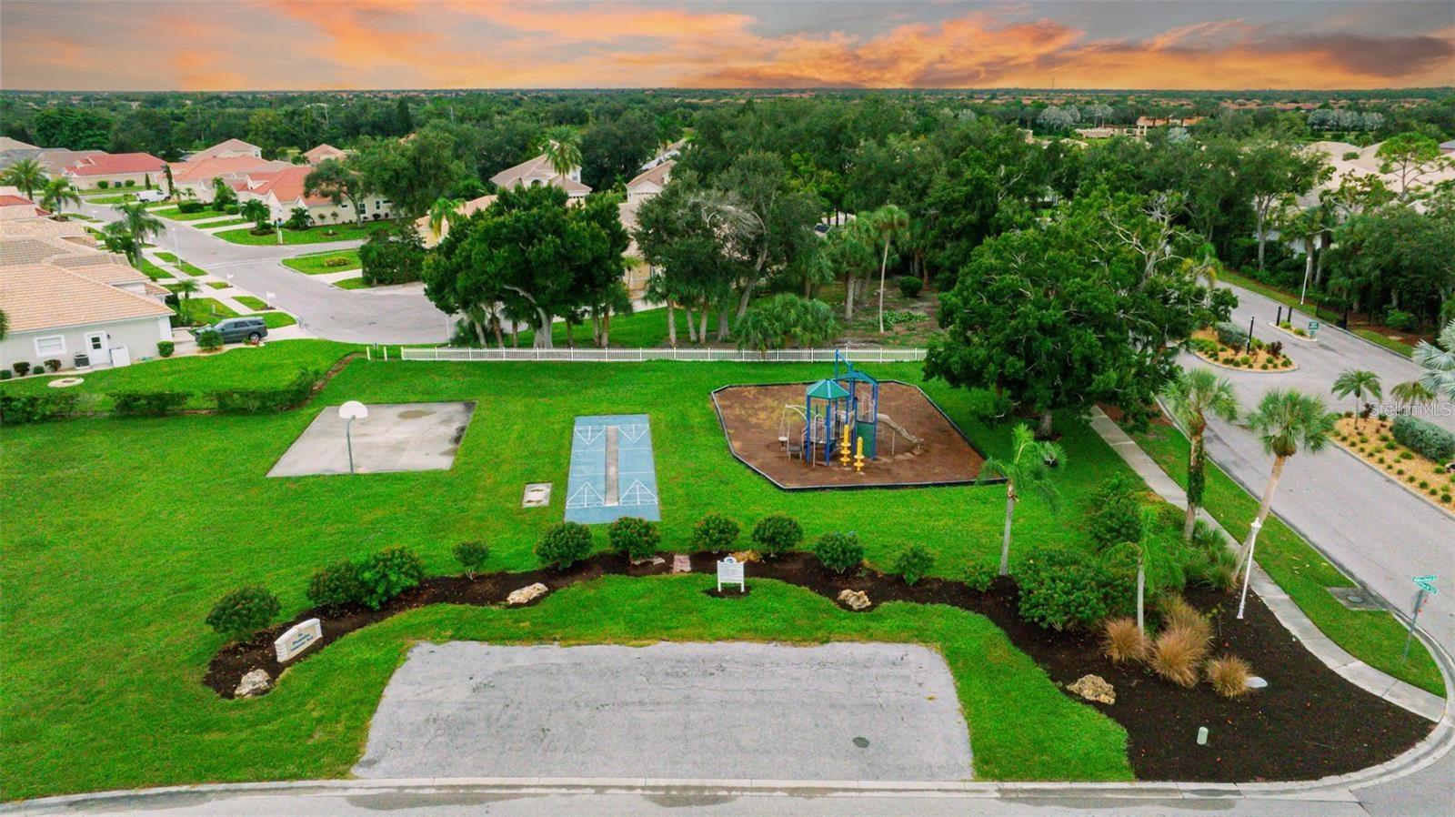 322 LANGHOLM DR, VENICE, FL, 34293