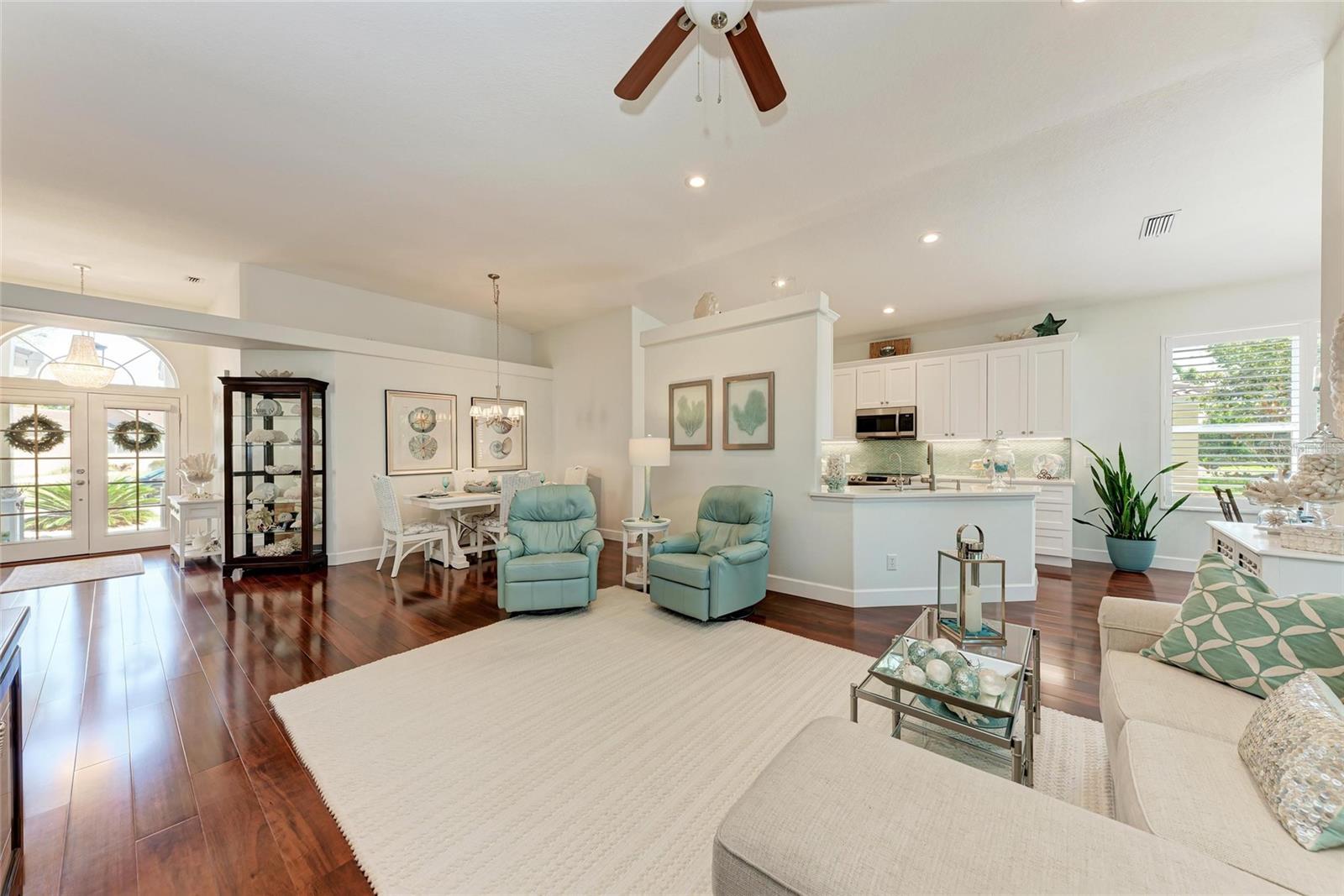 322 LANGHOLM DR, VENICE, FL, 34293