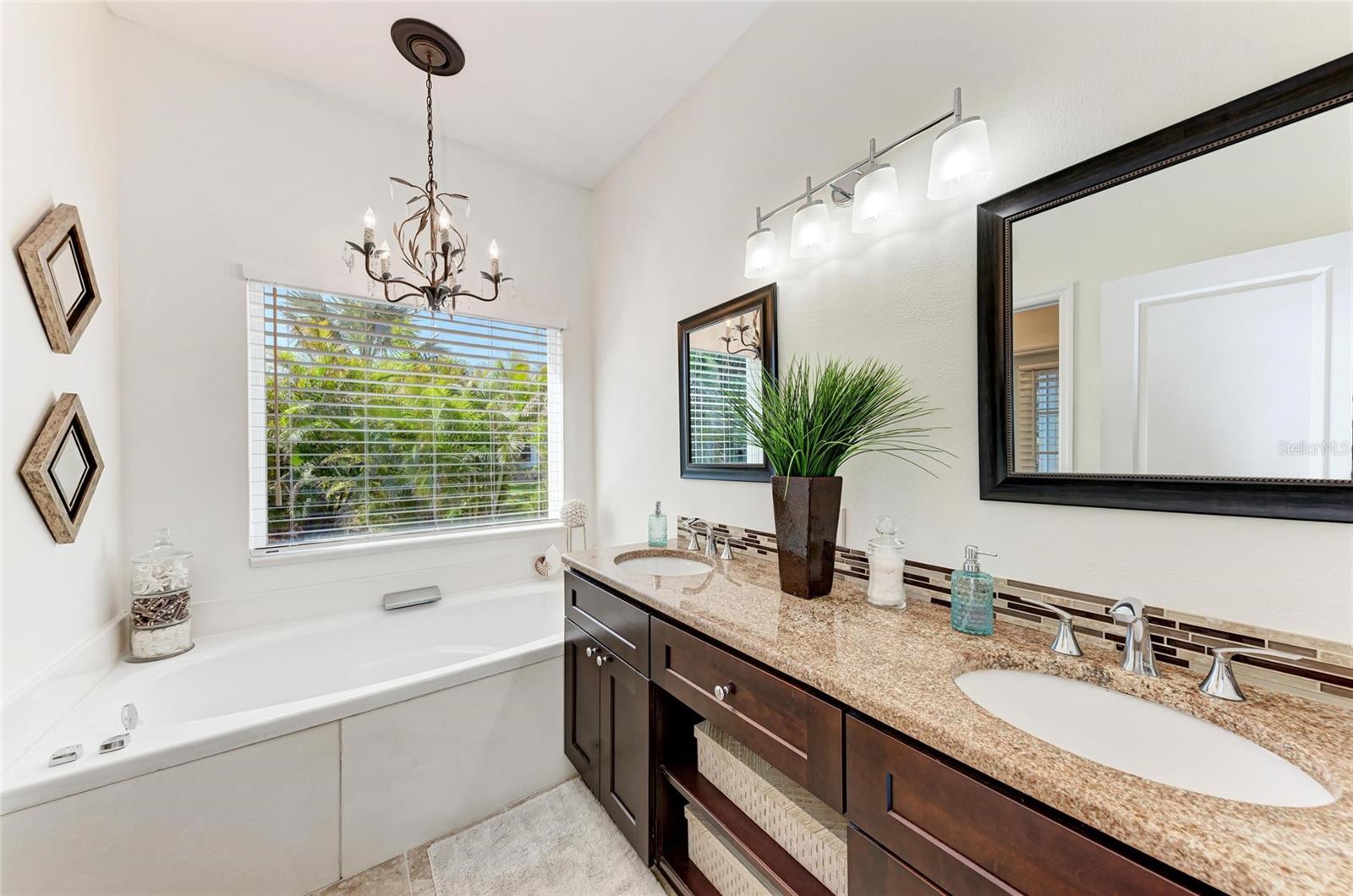 322 LANGHOLM DR, VENICE, FL, 34293