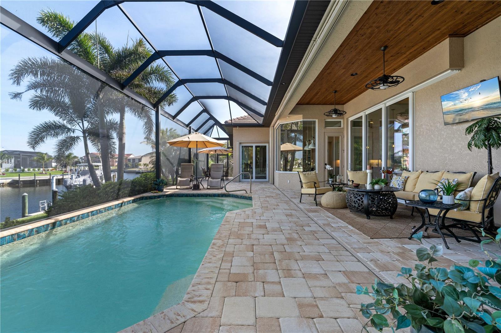 2850 MAGDALINA DR, PUNTA GORDA, FL, 33950