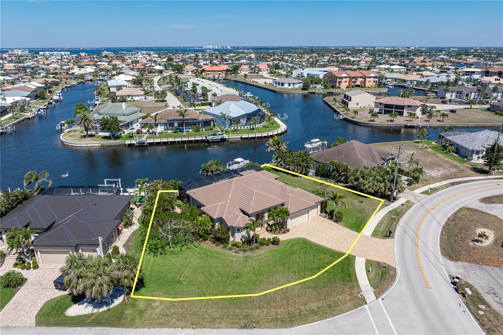 2850 MAGDALINA DR, PUNTA GORDA, FL, 33950