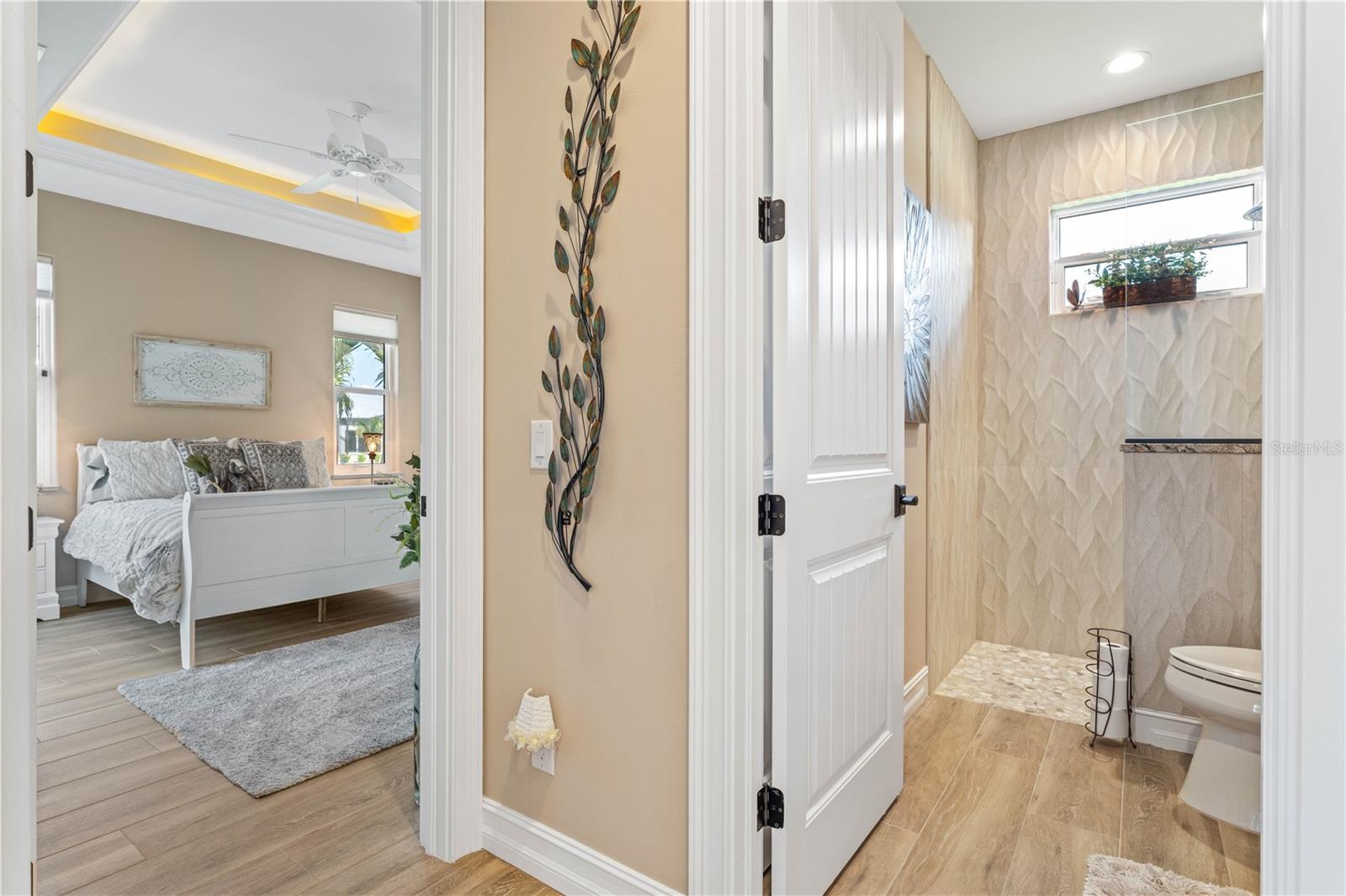 2850 MAGDALINA DR, PUNTA GORDA, FL, 33950