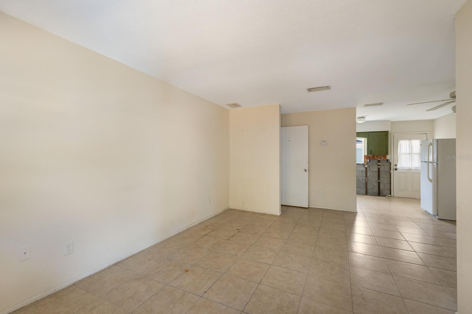 203 PEACOCK LN #B, HOLMES BEACH, FL, 34217