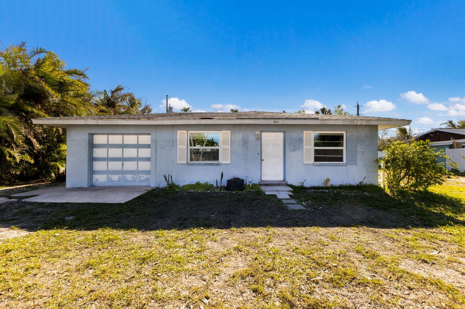 203 PEACOCK LN #B, HOLMES BEACH, FL, 34217