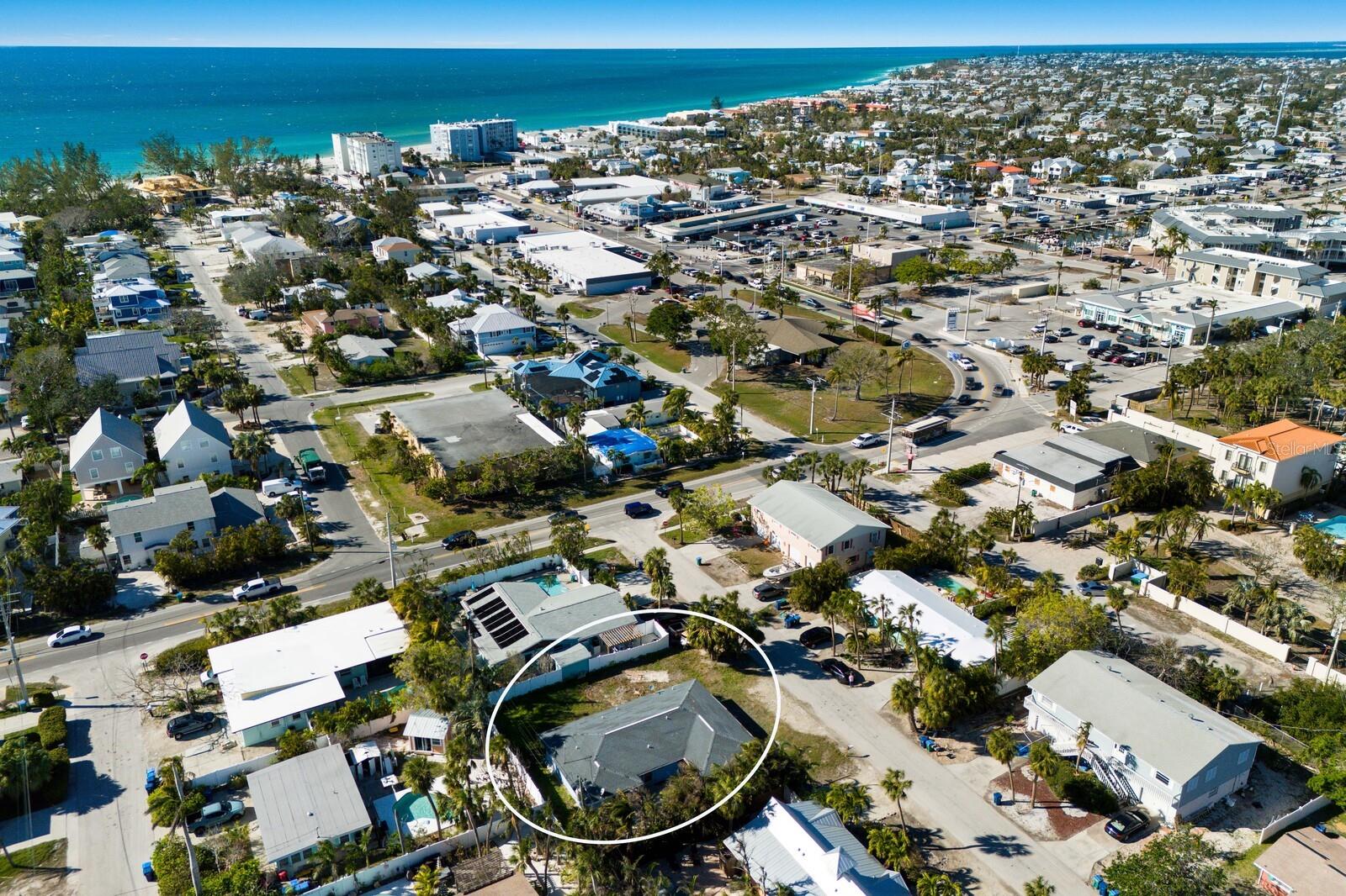 203 PEACOCK LN #B, HOLMES BEACH, FL, 34217