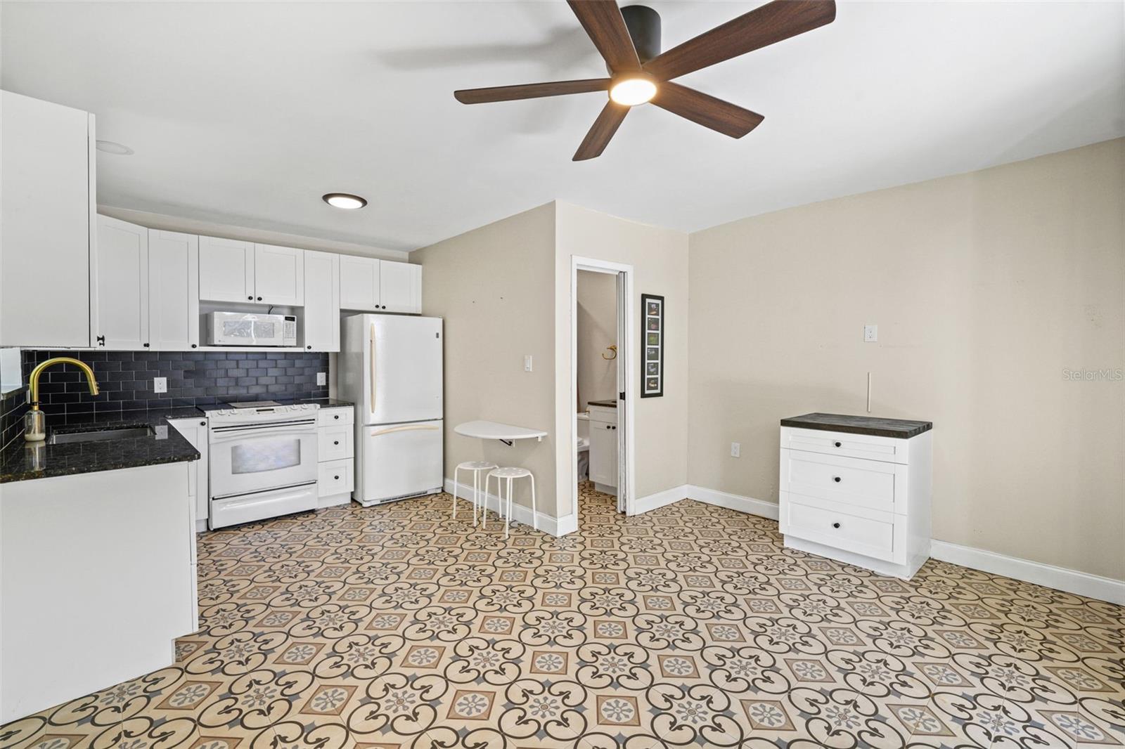 3409 W EL PRADO BLVD, TAMPA, FL, 33629