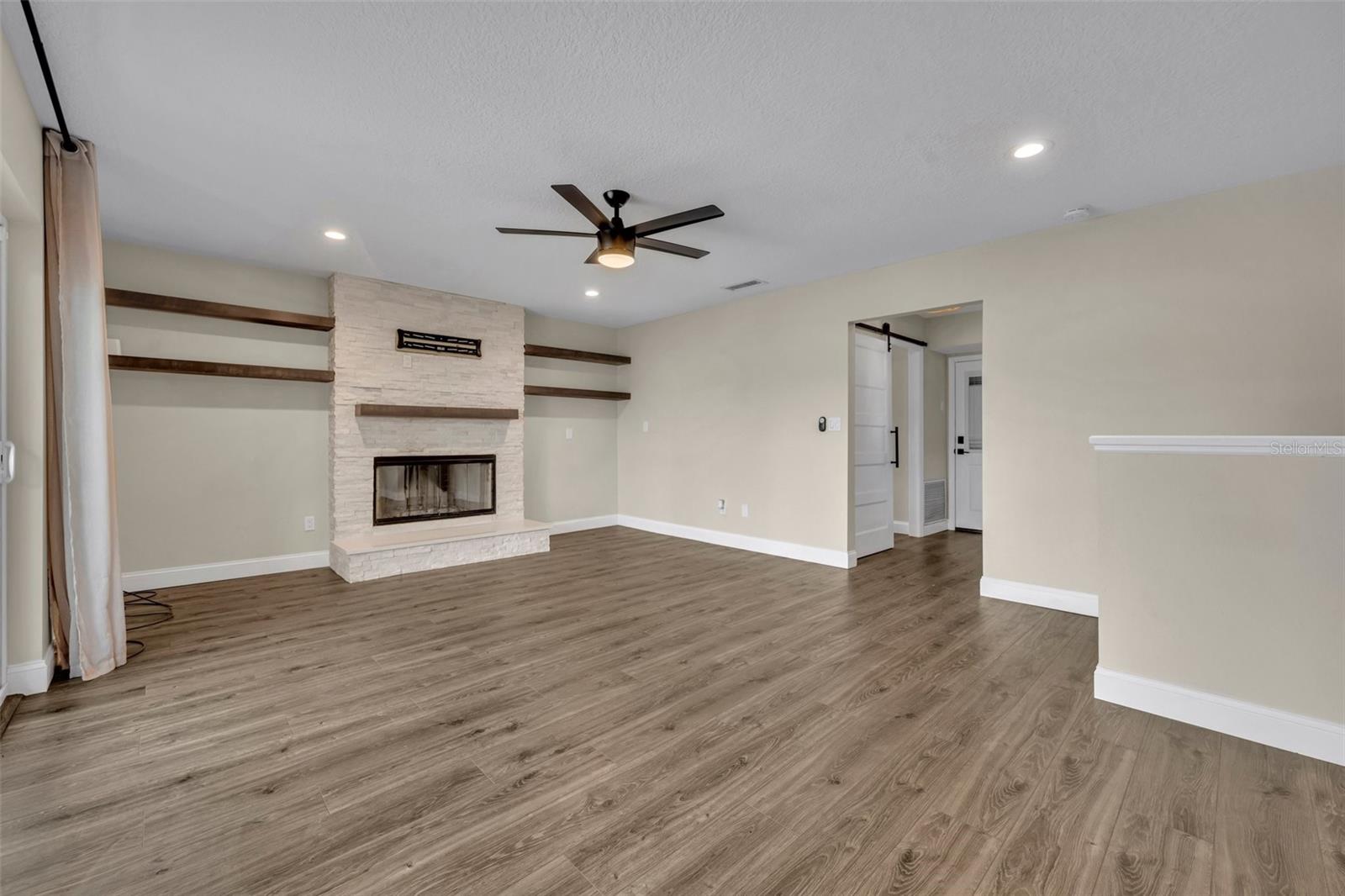 417 BARCLAY AVE, ALTAMONTE SPRINGS, FL, 32701