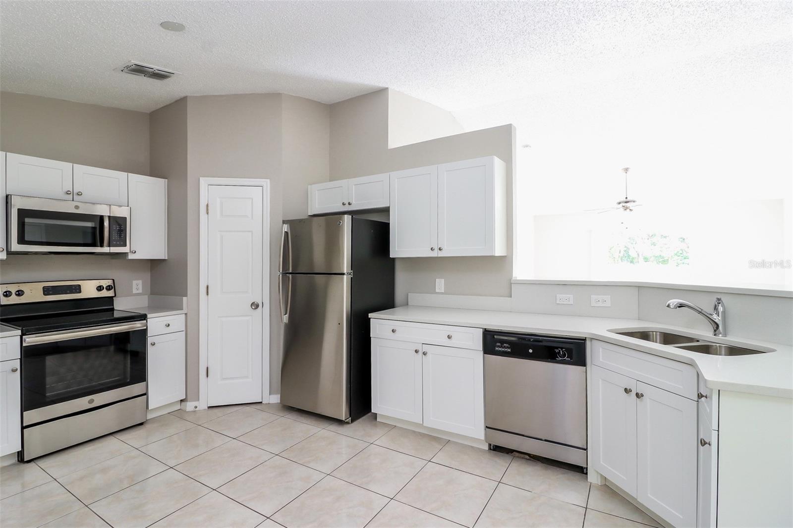 6338 GONDOLA DR, RIVERVIEW, FL, 33578