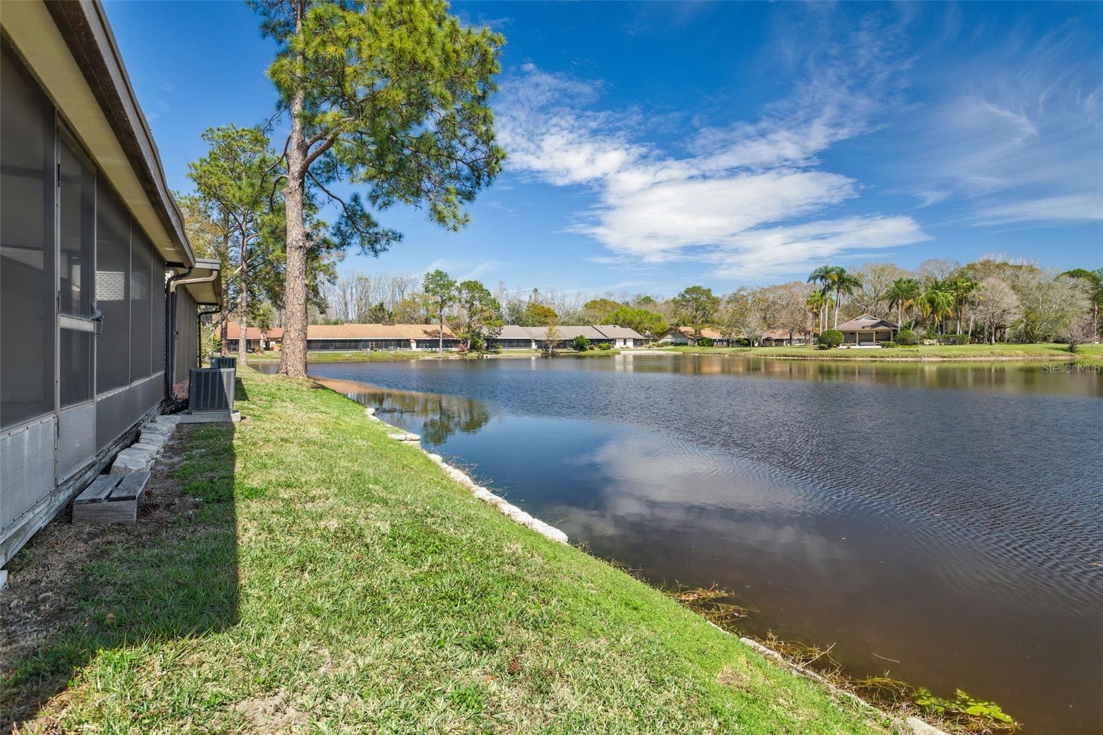 4054 SHORESIDE CIR, TAMPA, FL, 33624