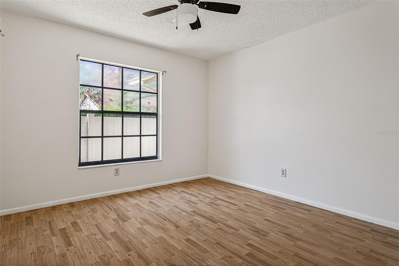 4054 SHORESIDE CIR, TAMPA, FL, 33624