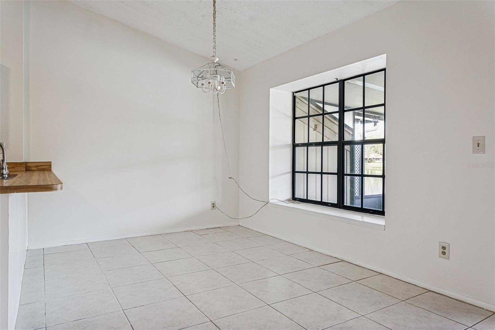 4054 SHORESIDE CIR, TAMPA, FL, 33624
