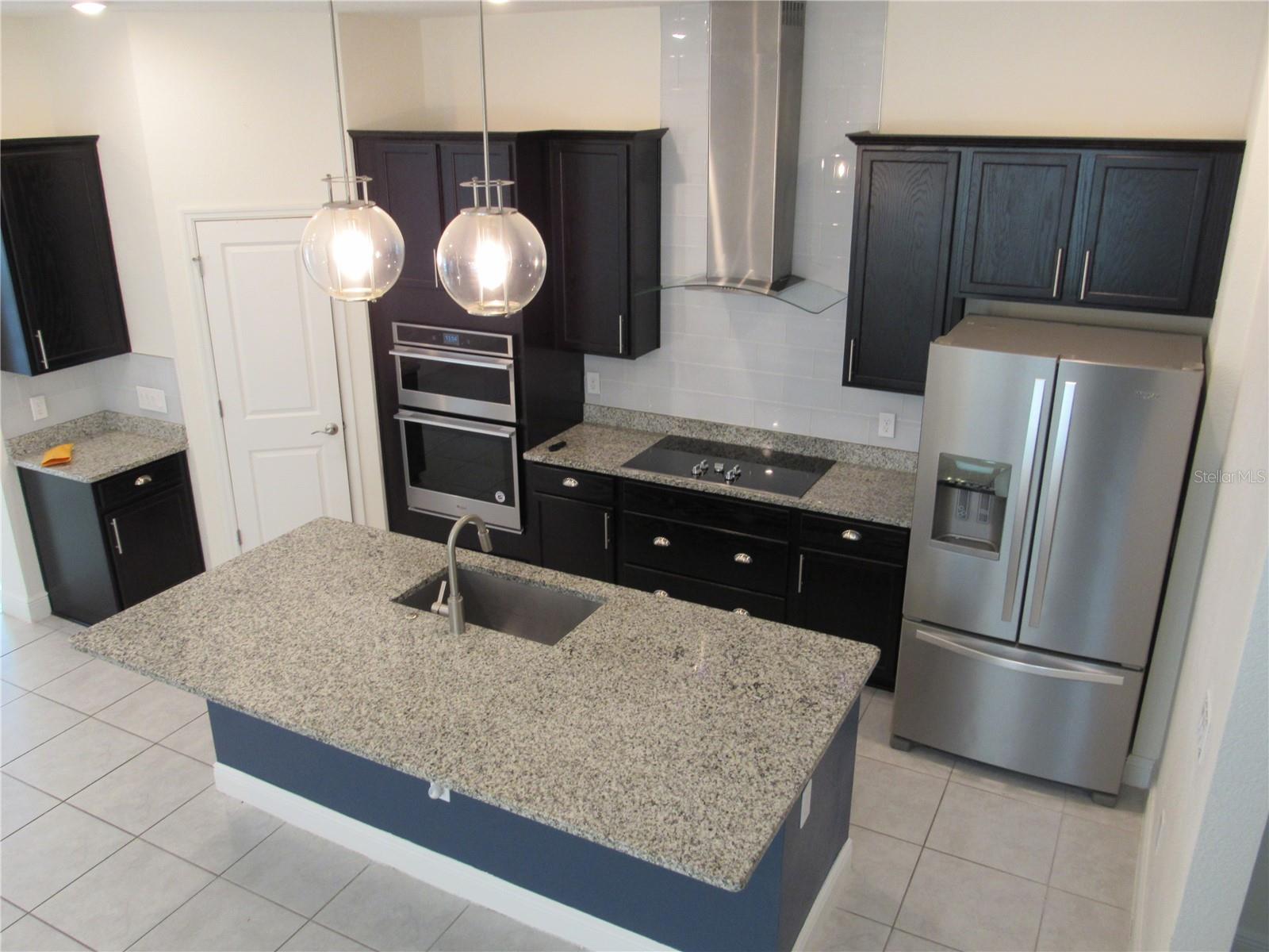 2261 STANDING ROCK CIR, OAKLAND, FL, 34787