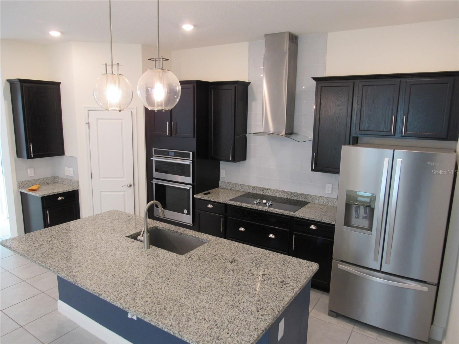 2261 STANDING ROCK CIR, OAKLAND, FL, 34787