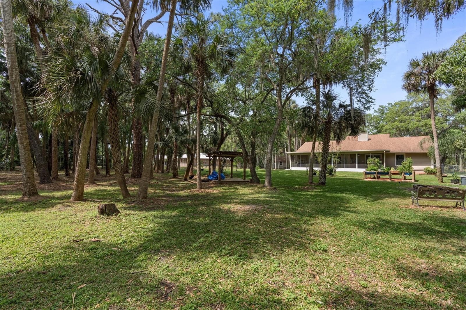405 E HALL RD, MERRITT ISLAND, FL, 32953
