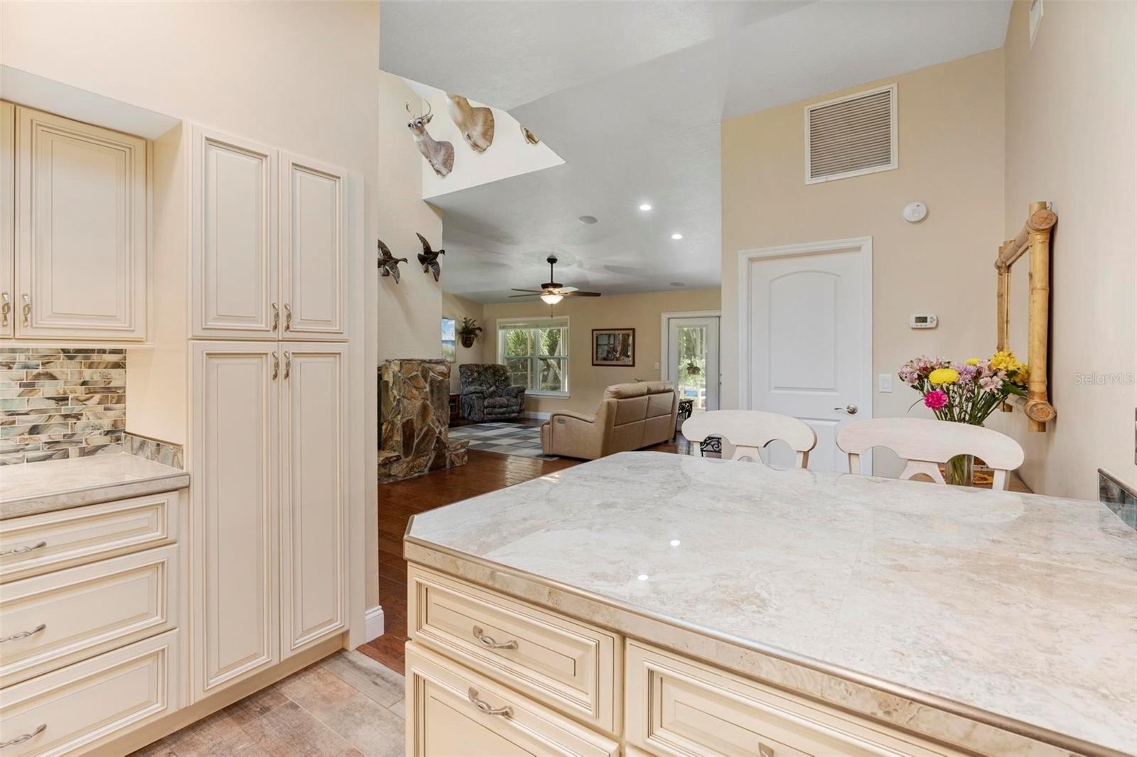 405 E HALL RD, MERRITT ISLAND, FL, 32953