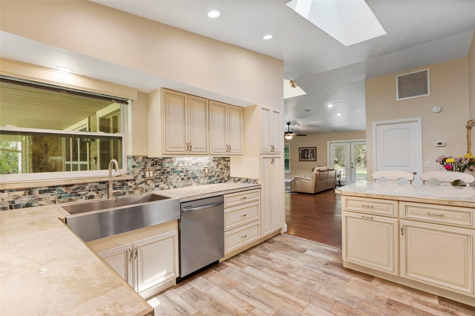 405 E HALL RD, MERRITT ISLAND, FL, 32953