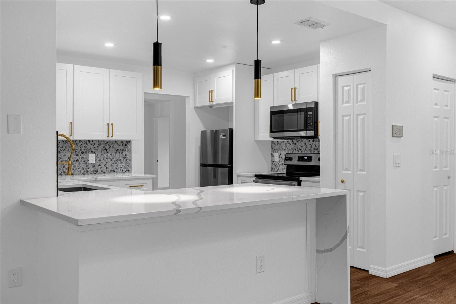 1563 W FINLAND DR, DELTONA, FL, 32725