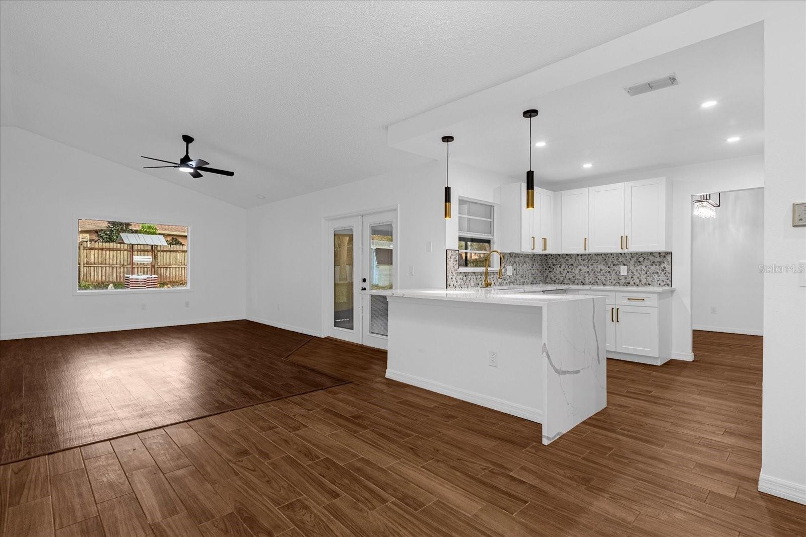 1563 W FINLAND DR, DELTONA, FL, 32725