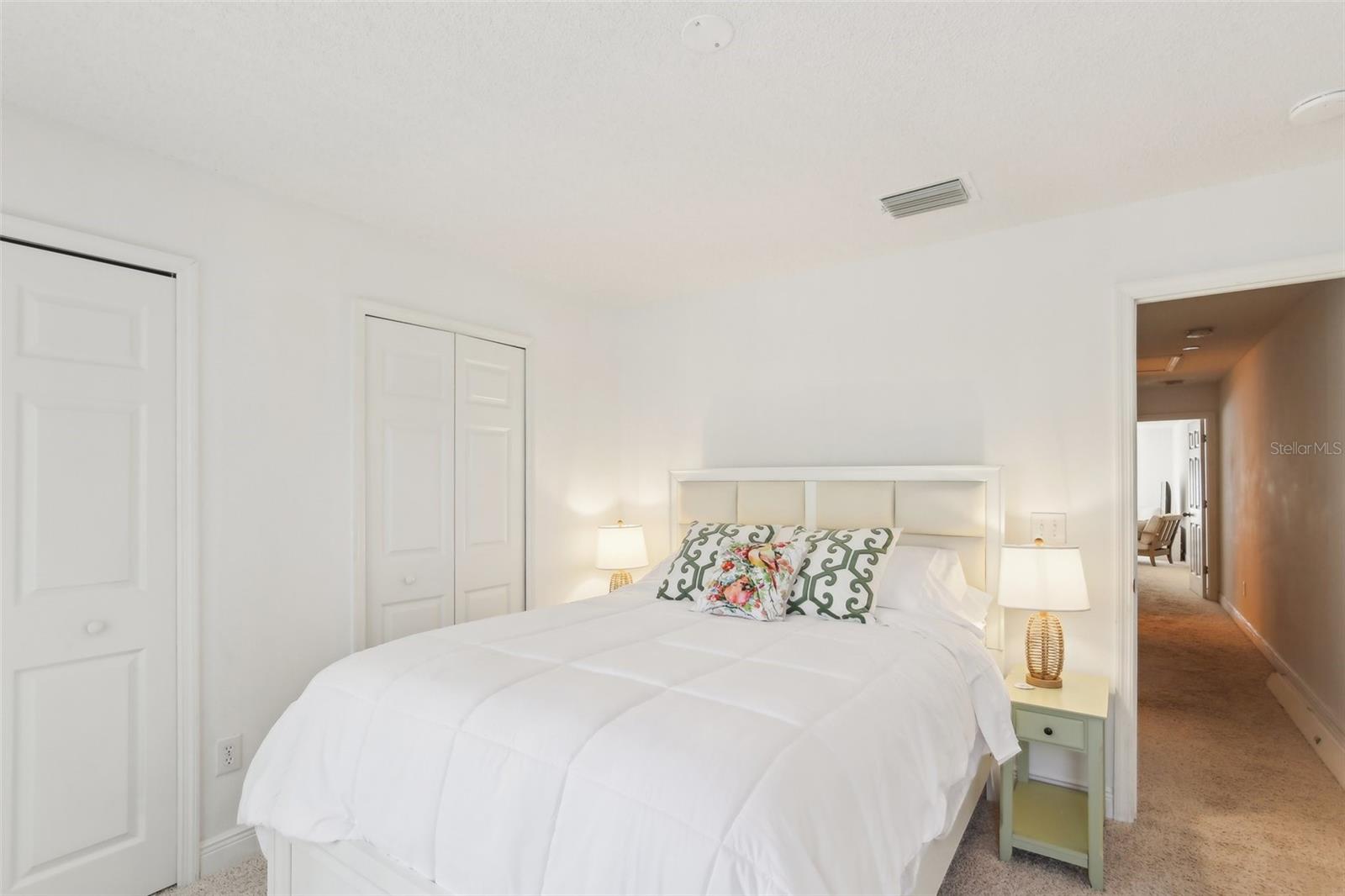 18187 PARADISE POINT DR, TAMPA, FL, 33647